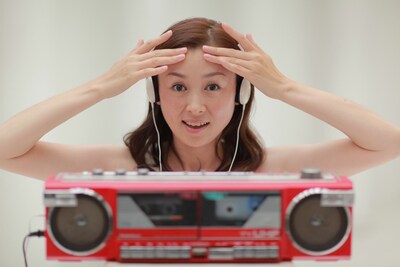 現在「Around40～アラフォー～」オフィシャルサイトでは、アラフォー世代のバラード曲のリクエストを募集中。結果は次作に活かされることになりそうだ。