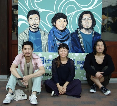 左からミト、郁子、大助。3人あわせてクラムボンだ。