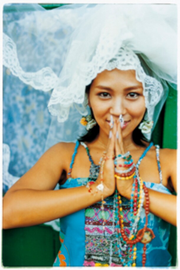 シングルに続き、そろそろオリジナルアルバムのリリースにも期待したいところ。