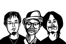 JUJUは先日、沖縄でモンパチが主催したフェスティバル「MONGOL800 ga FESTIVAL "What a Wonderful World!! 09"」に出演。「4日間で2カ月分ぐらいお酒を飲みました（笑）。泡盛かビールしか選択肢がないんですよ」という、壮絶な現場の様子を観客に伝えた。