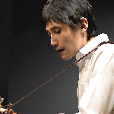 東京近郊のファンは8月より渋谷CHELSEA HOTELにて行われるマンスリー対バンライブ「お見合いLIVE2009」に参加しよう。