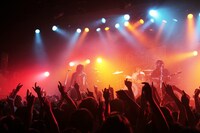 「The World's Edge」最終公演の様子。（撮影：太田好治）