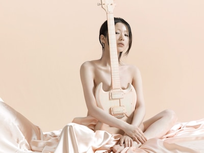 駅貼りポスターの掲出期間は本日6月22日から6月28日まで。通勤・通学中は車窓の景色に目を凝らしておこう。