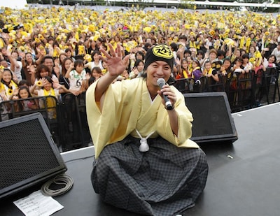 会場には子供から大人まで多くのファンが集結。