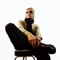 昨年の「SUMMER SONIC 08」に続き、2年連続で日本の夏フェス出演を果たすポール・ウェラー。フジロックでは新旧の名曲をたっぷり楽しむことができそうだ。