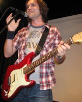 丁寧な日本語で綴られる公式ブログも好評なスコット・マーフィー。レコーディング中のエピソードやプライベート情報、ライブ告知などスコットの情報が随時更新されている。