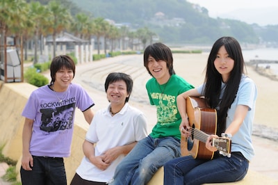 「SUMMER SONIC」出演直前の8月5日に新作ミニアルバム「SEVEN SHOWERS」をリリースするSpecialThanks。彼らは大阪公演2日目の「GARDEN STAGE」に登場する。