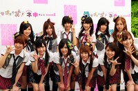 イベント開催前にはマスコミ向けの会見も実施。曲にちなんで7月に誕生日を迎える前田敦子、板野友美、柏木由紀、宮澤佐江にどんなサプライズを希望するか質問され、宮澤は「今年じゃなくてもいいので（笑）、生きているうちに一度はこれ以上ないというくらいのサプライズをお願いしたい」と答えた。