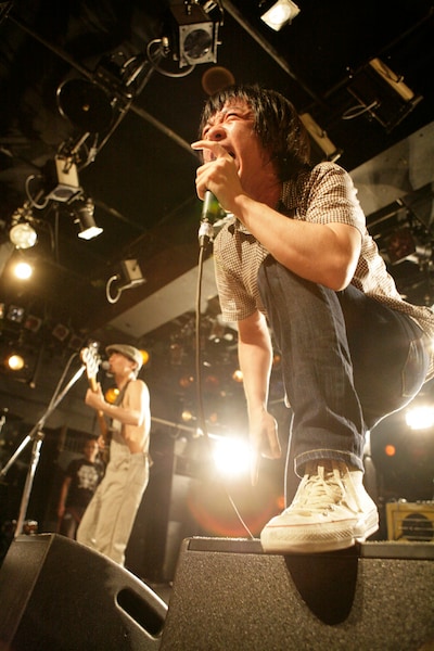 昨日7月2日には地元・名古屋CLUB QUATTROの20周年を記念したライブを開催。満員のオーディエンスと共に20周年を祝った。（（c）Keiko Yoshida）