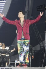 独特なパンツでファンを沸かせた中村正人（photo：川田洋司）