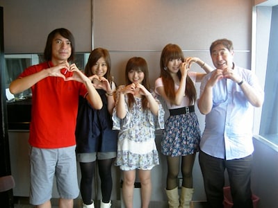 各界の著名人からのサポートを受け、着実にステップアップを続けるCOSMETICS。Apple Store,Shibuyaで行われる初ライブではどのようなパフォーマンスを披露するのか、注目が集まる。