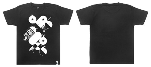 会場限定カラーのブラックTシャツ。