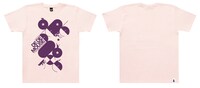 会場限定カラーのピンクTシャツ。
