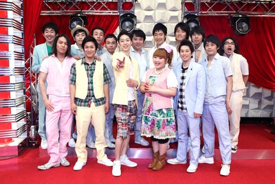 「風になりたい」は、フジテレビ夏のイベント「お台場合衆国」のイメージソングとして、すでにテレビCMでオンエア中。同曲の着うたもフジ♪メロやレコチョクなどのサイトで先行配信されているので、気になった人はチェックしてみよう。