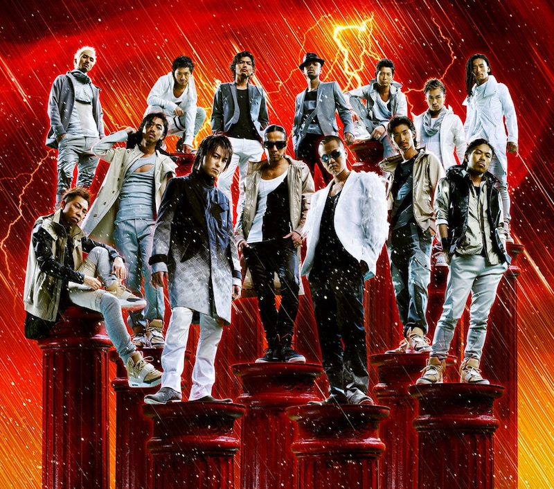 スカパー！e2では7月22日21時から、「THE HURRICANE ～FIREWORKS～」リリース記念番組をオンエア。さらに、メンバーのAKIRAが出演している映画「山形スクリーム」のメイキング＆独占インタビューも、29日21時から放送される。