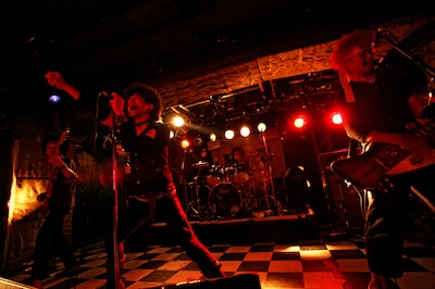 シブすぎる狂撃の4人（photo by 三島タカユキ）。