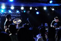 GENERAL HEAD MOUNTAINは今秋にコロムビアミュージックエンタテインメントからのメジャーデビューが決定したとのこと。