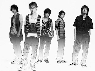 2010年6月で結成10周年を迎えるUVERworld。節目の年に向けてのパワフルな活動はまだまだ続く。