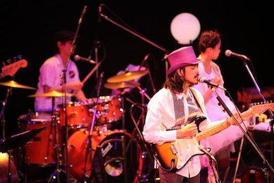 独特の雰囲気を持つキネマ倶楽部にぴったりのサウンドを披露した大橋トリオ。ツアーに参加できなかった人は、夏のイベントに足を運んでみよう。