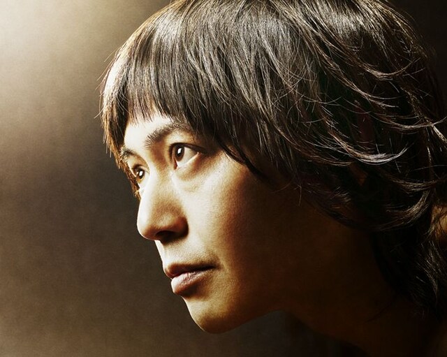 エンディングテーマを担当する、スネオヘアー。