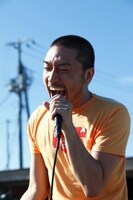 ウルフルズの活動休止宣言で注目を集めたトータス。このソロライブで新たな一歩を踏み出した。