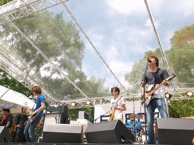 関西弁のトークもさえ渡ったlego big morl。