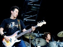 ASIAN KUNG-FU GENERATION（写真提供：JISAN VALLEY ROCK FESTIVAL）
