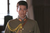 写真は「不毛地帯」で主演を務める唐沢寿明。6年前に山崎豊子原作のドラマ「白い巨塔」で主演を務め、その演技が高く評価された。