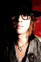 現在ナタリーでは「JACK IN THE BOX 2009 SUMMER」の特集ページを公開中（写真は清春）。