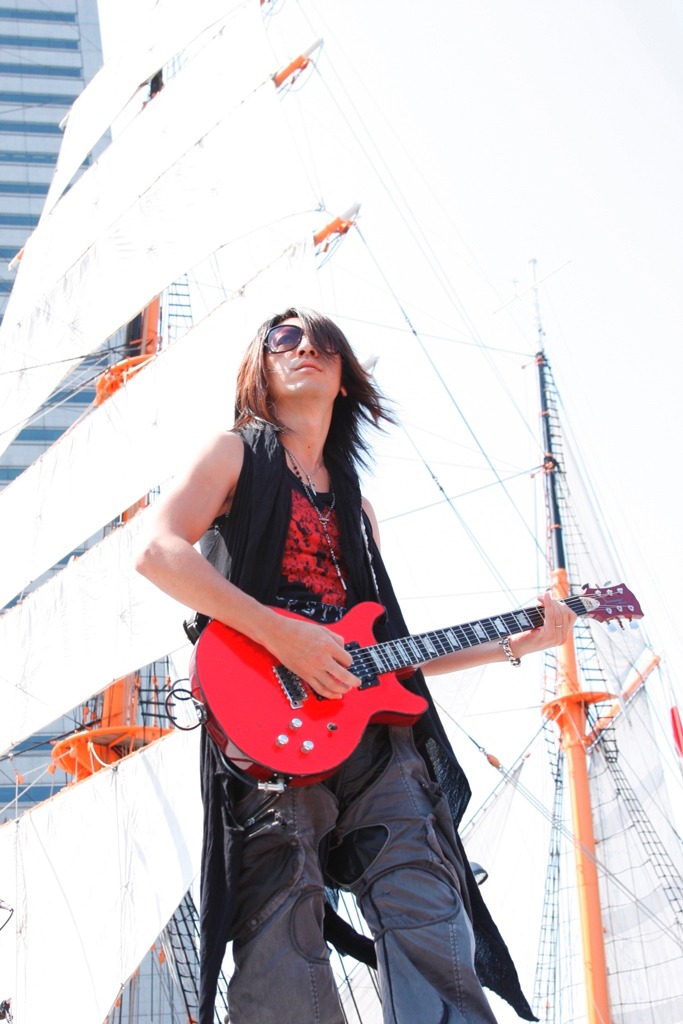 TAKURO