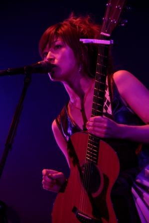 ライブではコール＆レスポンスも行われ、会場はやさしい空気に包まれた。