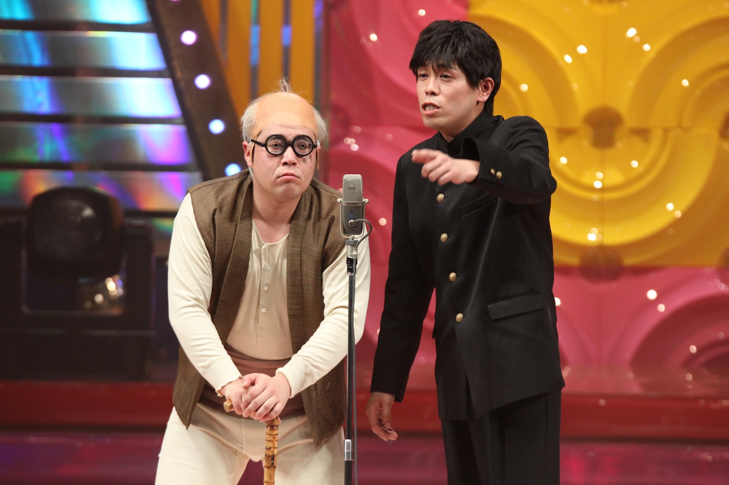 見た目はほほえましい祖父と孫のコンビ“ジージーマゴマゴ”。おじいちゃんの本当とも嘘ともつかないボケが決勝進出の勝因かもしれない。