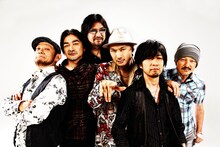 FLYING KIDSは7月より半年限定のオフィシャルブログ「FLYING KIDSの六人言」を公開中。近況はブログでチェックしよう。