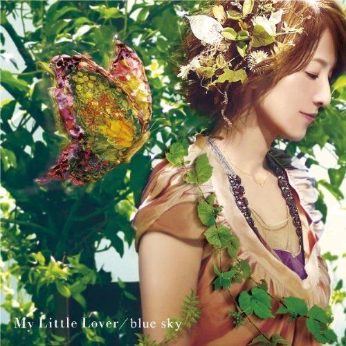 アルバムはCD盤とCD+DVD盤の2形態を用意。DVDの収録内容は後日発表される（写真は最新シングル「blue sky」CD盤ジャケット）。