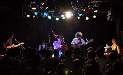 初のワンマンツアーについてはライブ中のMCで発表された。