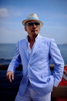 クレイジーケンバンドのボーカル・横山剣