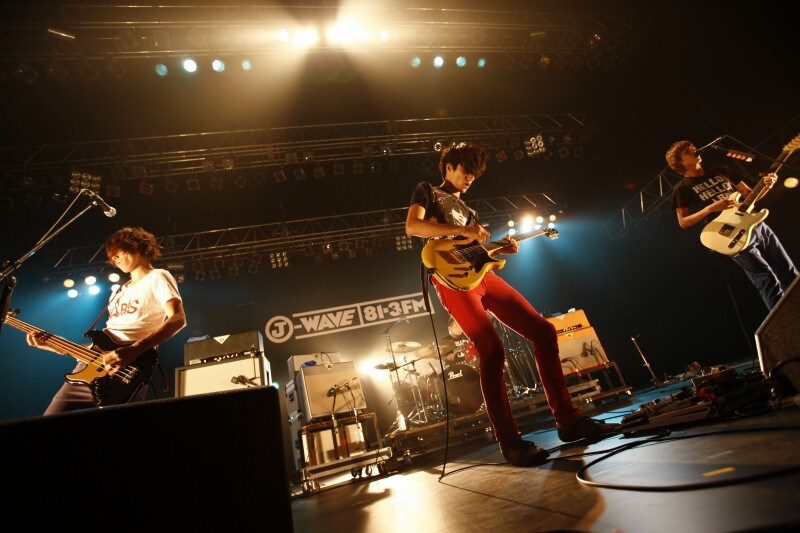 lego big morlはフレッシュなライブで観客を魅了。