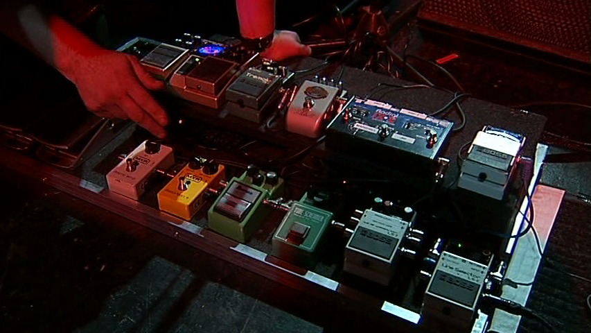 映画「FUZZ: THE SOUND THAT REVOLUTIONALIZED THE WORLD（ファズ：世界を変えた音）」のワンカット。