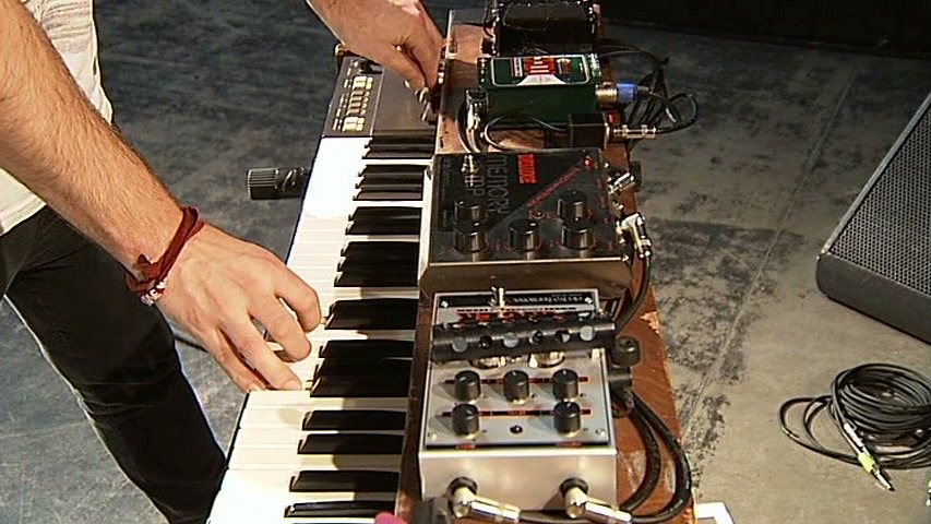 映画「FUZZ: THE SOUND THAT REVOLUTIONALIZED THE WORLD（ファズ：世界を変えた音）」のワンカット。
