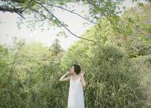 8月よりmixiの公認アカウントをスタートさせた一青窈。mixi日記は、バッグの中身を紹介するなどプライベート感あふれる内容になっている。