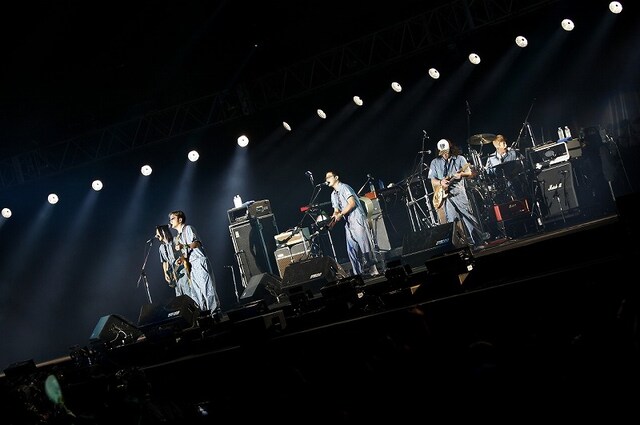 初日トリのユニコーンは名曲を惜しみなく披露。