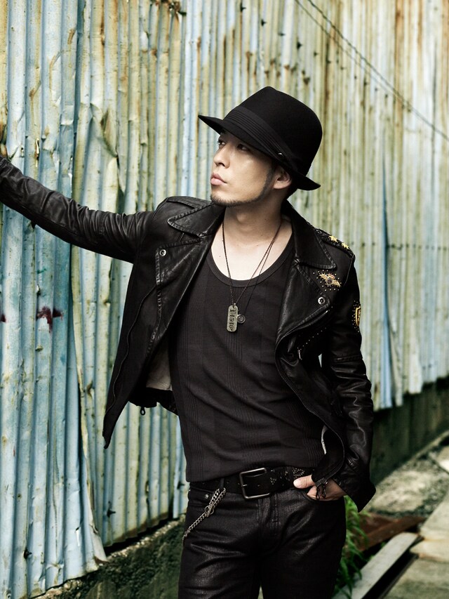 ファン待望の新作リリースと全国ツアーが一挙に発表。秋以降の活動を楽しみにしておこう。