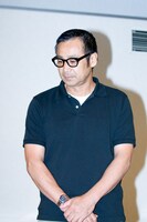あばしり一家の長、あばしり駄ェ門を演じる菅田俊は、「永井先生の『あばしり一家』は何年も前からずっとやりたいと思っていた作品なので、声をかけていただけて感激しました」と発言。