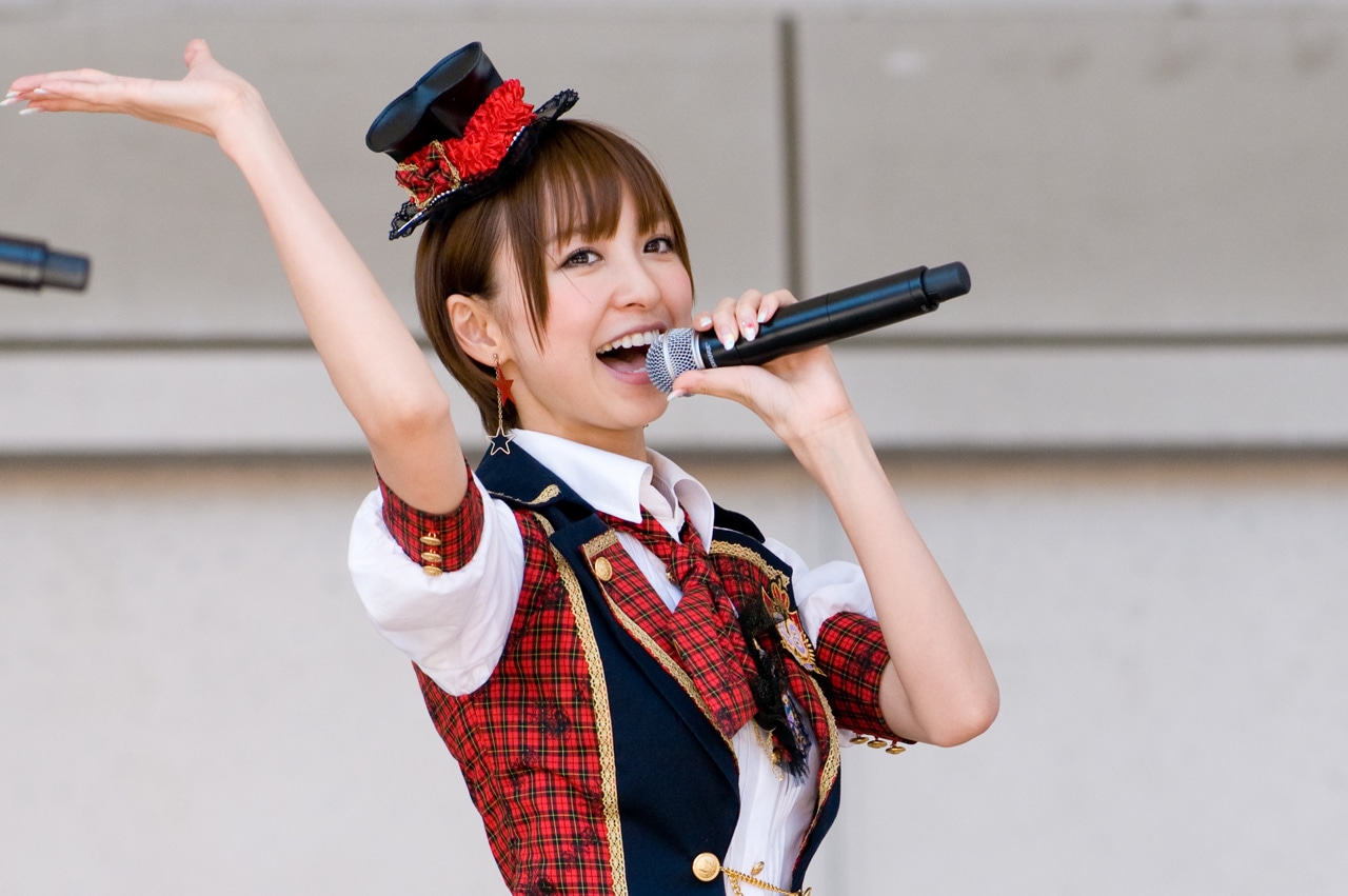 篠田麻里子