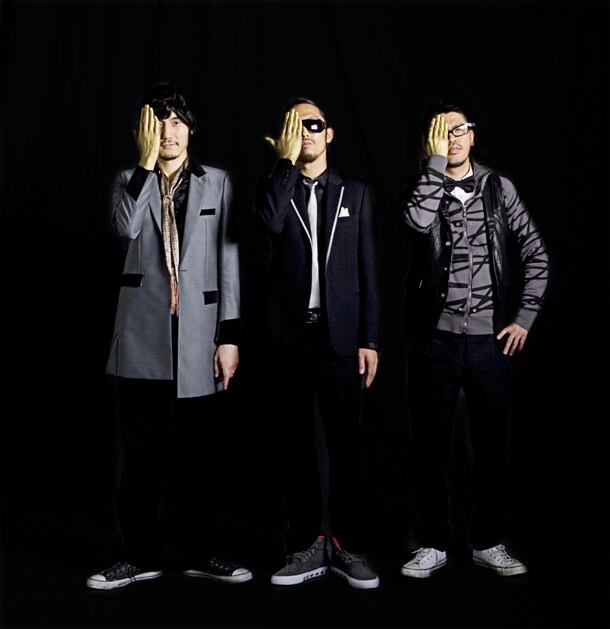 感謝祭をオーガナイズするアルファ。チケットは現在好評発売中。