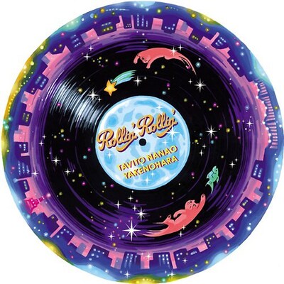 「Rollin' Rollin'」（写真）はもともとコンピレーションアルバム「PUBLIC/IMAGE.SOUNDS」に収録されていたナンバーで、編曲はDORIANが担当。今回のシングルカットにあたって、タイトル曲はやけのはらによるシングルミックスになるほか、川辺ヒロシ（TOKYO No.1 SOUL SET）、SKYFISH、CHERRYBOY FUNCTIONによるリミックスがカップリングに収録される。