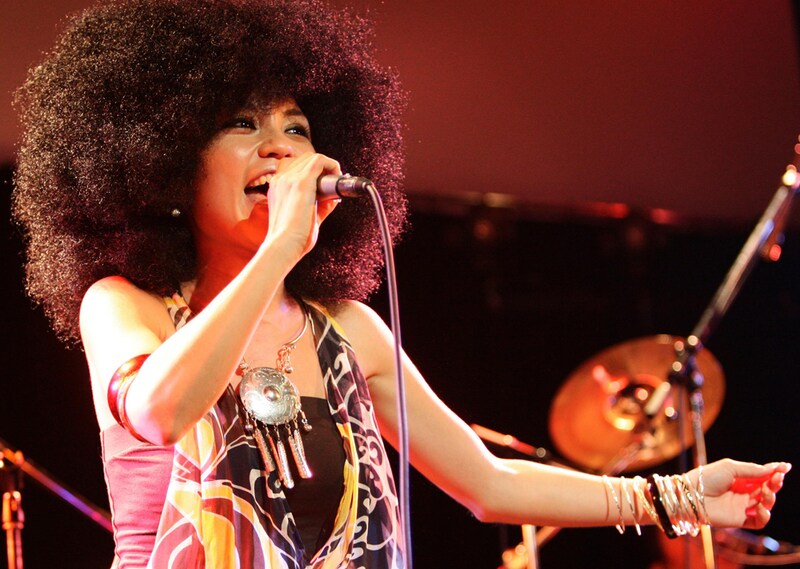 巨大なアフロもすっかり板についていた多和田だが、先日体調を崩し入院した際「衛生面に気をつけなければ」と大胆にも丸坊主にイメージチェンジ。思い切りのよい性格だ。