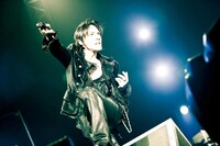 氷室京介（写真）とAFIは「WaterAid」2日目となる9月27日のステージに登場。ライブでの生コラボにも期待したいところだ。