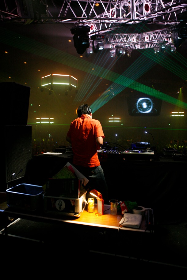 DJ TASAKA（写真：北岡一浩）