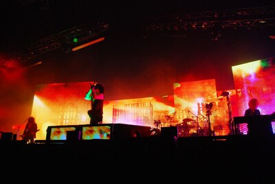 9月5日のライブではアンコールを含め計24曲を熱演したthe GazettE。終演後には10月7日リリースのニューシングル「BEFORE I DECAY」のビデオクリップがフルサイズで初公開され、ファンを喜ばせた。